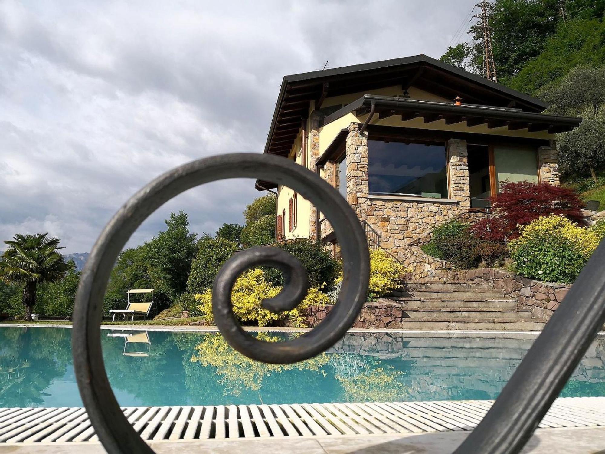 Villa In Pisogne With Pool Garden And Lake View Exterior photo
