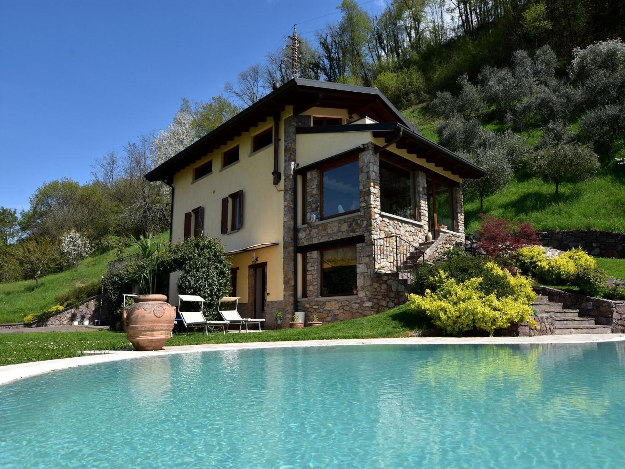 Villa In Pisogne With Pool Garden And Lake View Exterior photo