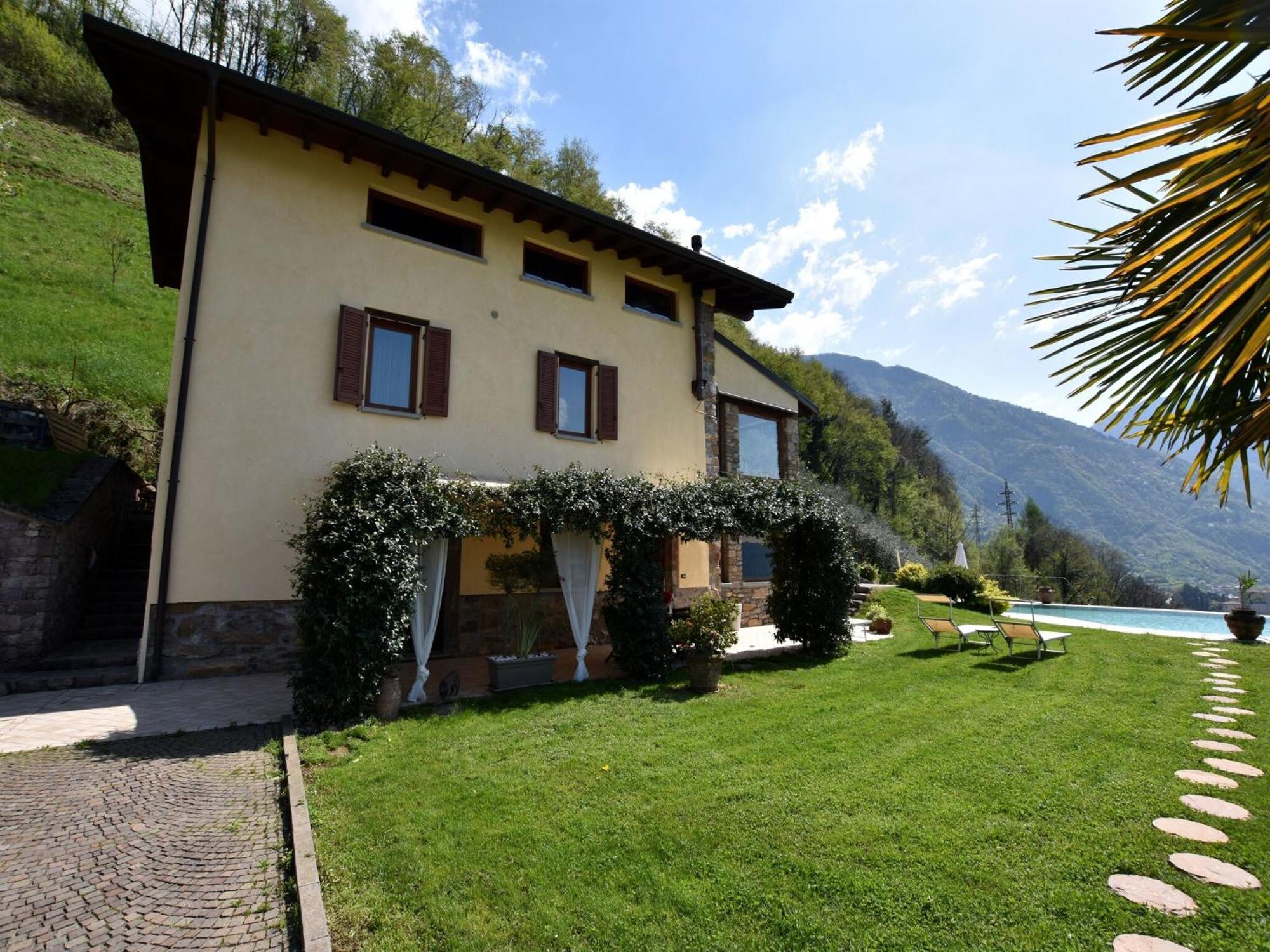 Villa In Pisogne With Pool Garden And Lake View Exterior photo