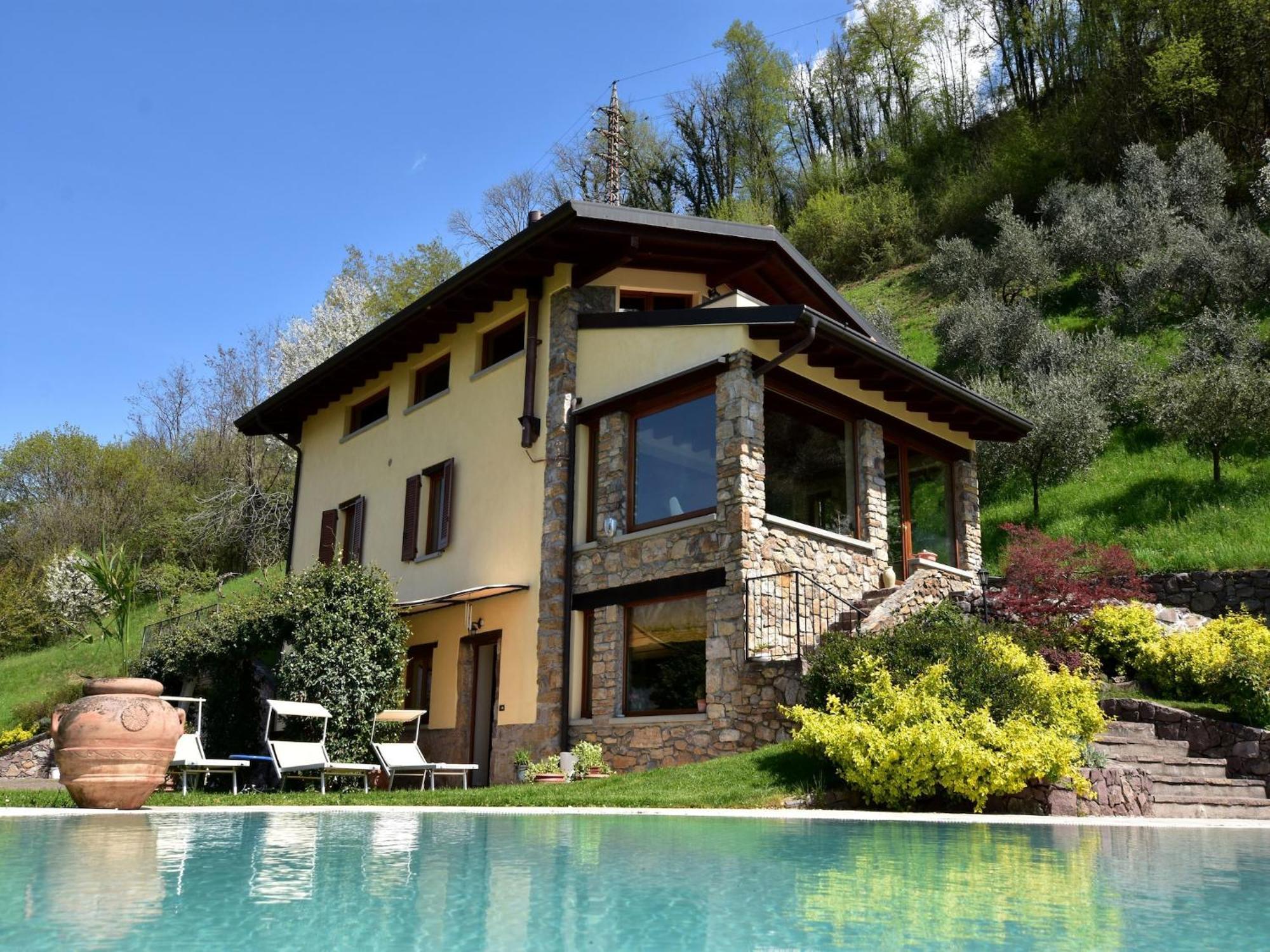 Villa In Pisogne With Pool Garden And Lake View Exterior photo