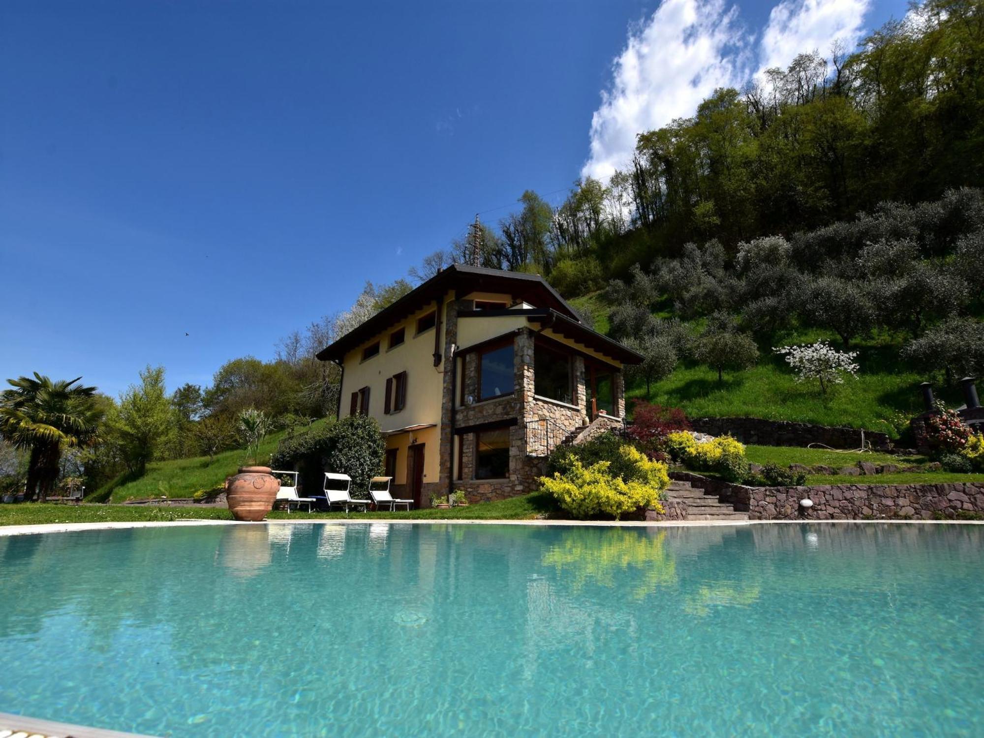 Villa In Pisogne With Pool Garden And Lake View Exterior photo